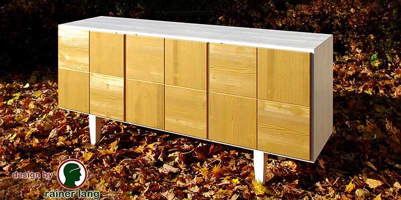 Design by Rainer Lang - Innenarchitekt -  Aufbewahrungssystem Goldquader quer