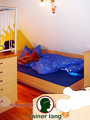 Lang - Innenausbau privat - Kinderzimmer Schlafecke oben
